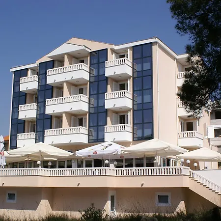 Gostinjska kuća Double Seget Vranjica 3079a Seget Donji