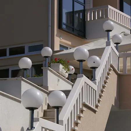 Double Seget Vranjica 3079a Gostinjska kuća 3*